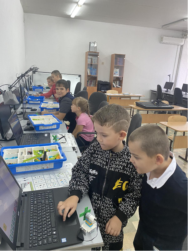 Собираем роботов Собираем роботов